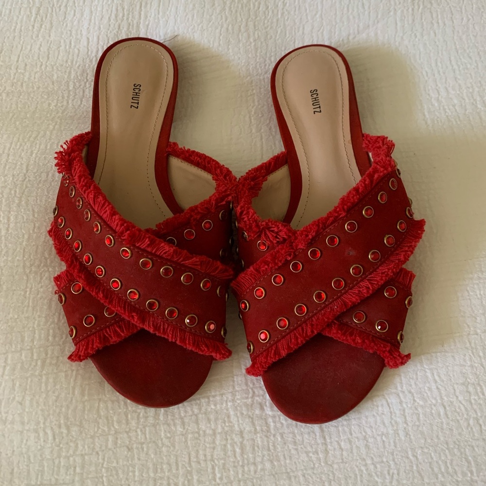 Schutz red slides. Size 8